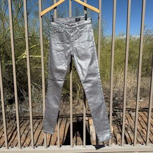 Ag Adriano Goldschmied NWOT. Silver Skinny Jeans Modern Fit
